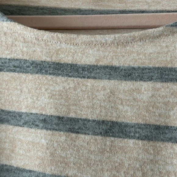 Haven Sweat Shirt - Picture 2 of 4